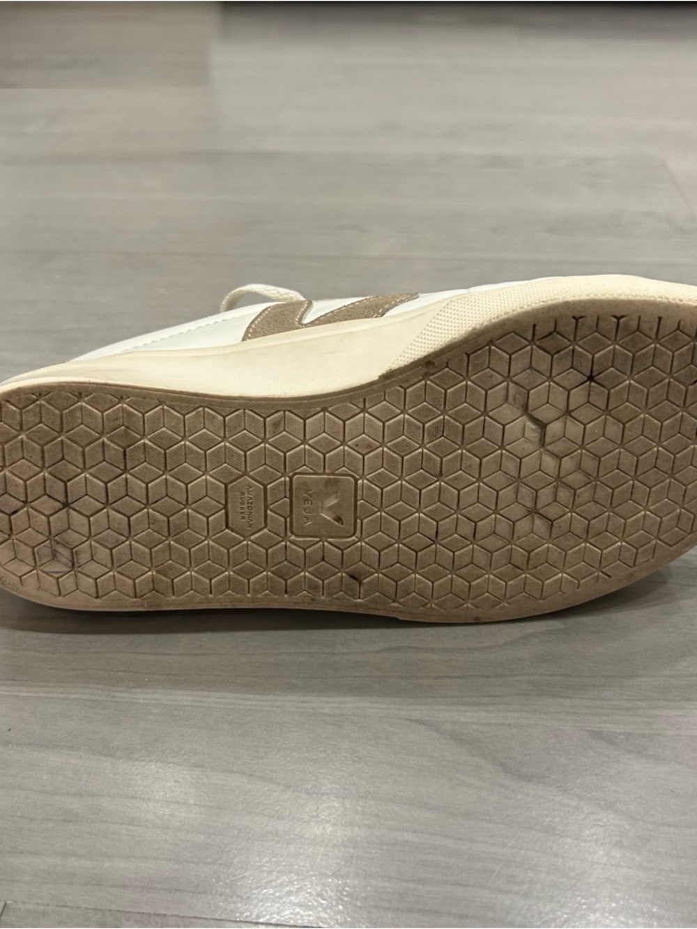 Veja Campo Sneaker White Kaki Beige Shoes Women’s Size 36 US 5 Leather - Picture 7 of 9